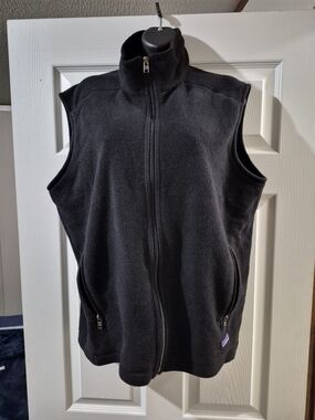 Patagonia Black Full-Zip Fleece Vest